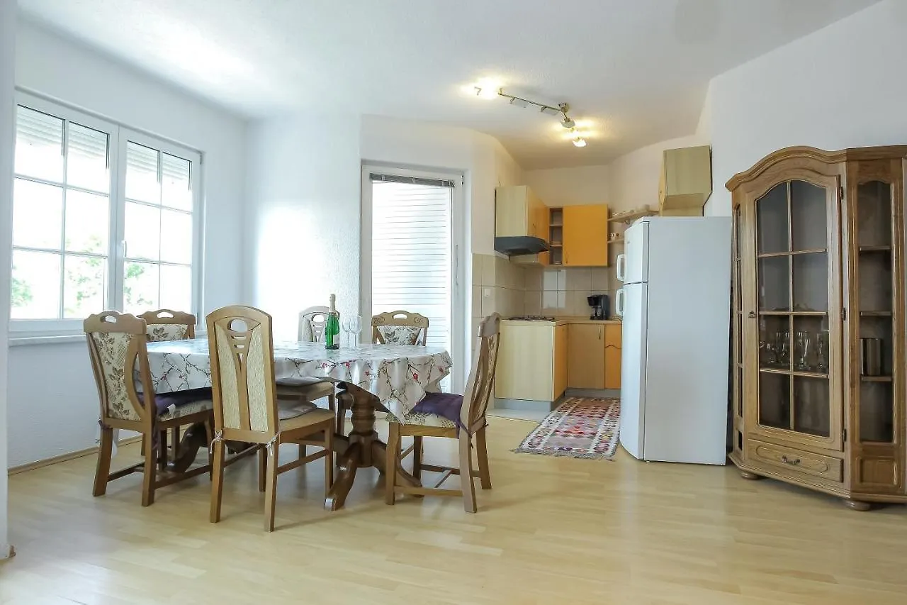 Senita'S Rooms & Apartments Nin Hırvatistan