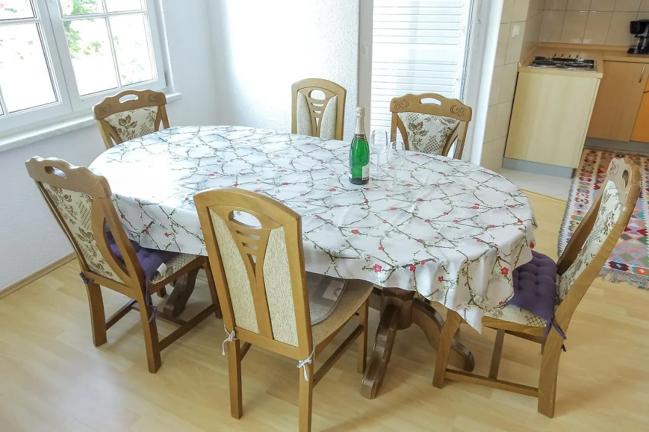 Senita'S Rooms & Apartments 宁 0*,  克罗地亚